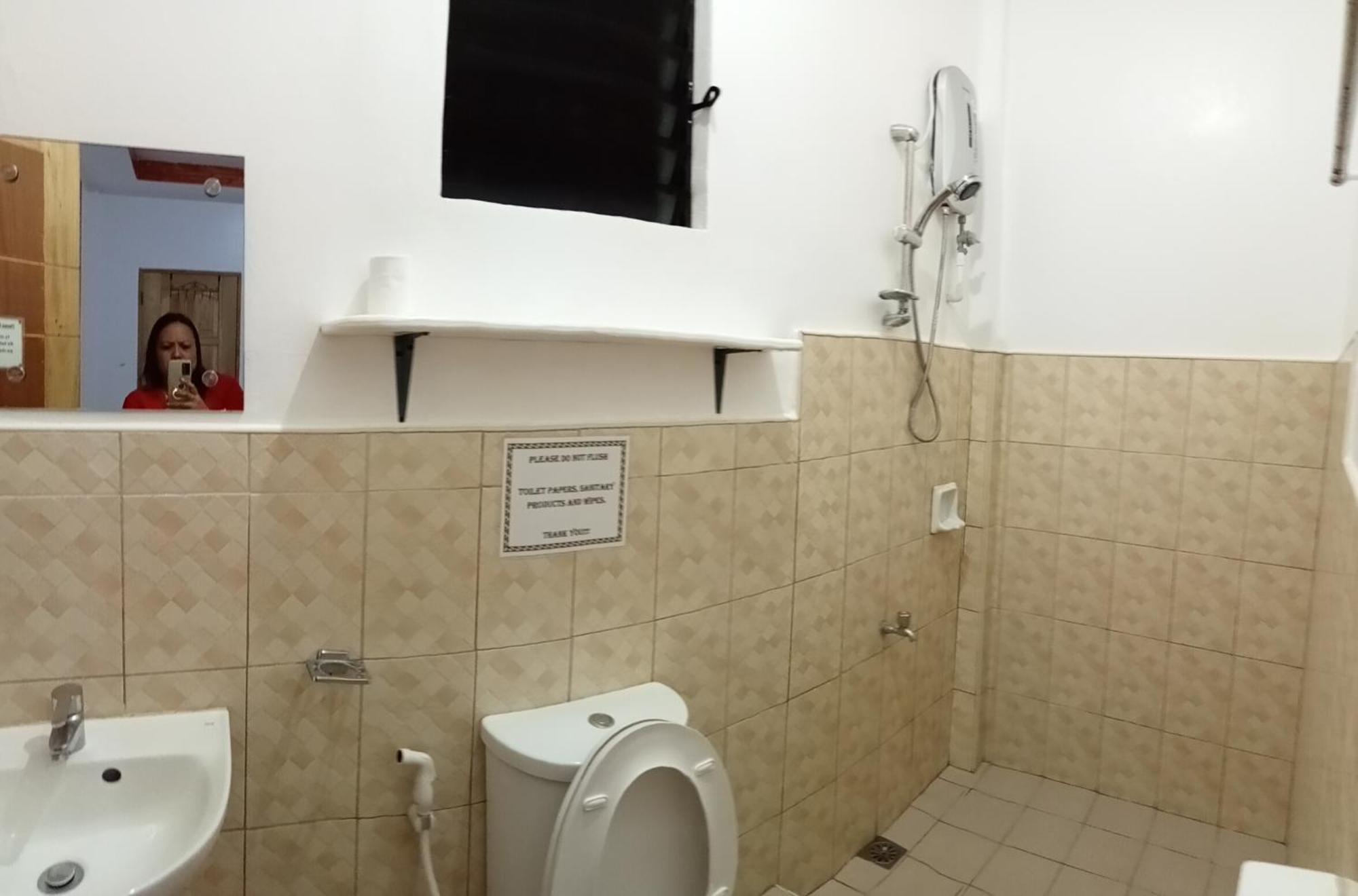 Hanna'S Place Rooms For Rent Solangon San Juan سيكويجور المظهر الخارجي الصورة